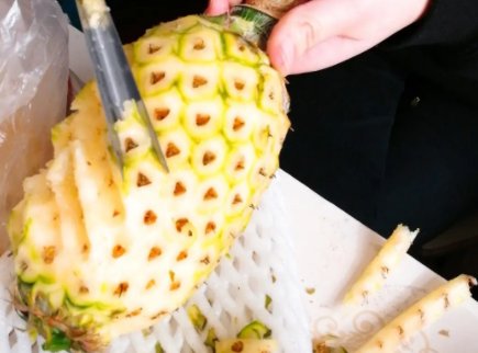 菠萝为什么叫吃菠萝梗