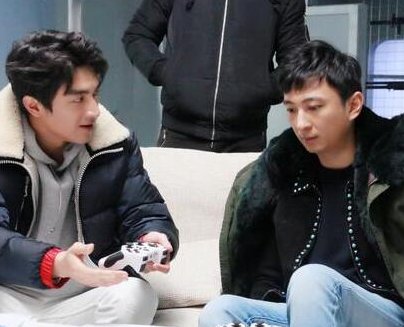 王思聪和林更新的经典语录进行对话，这是种什么样的场景？