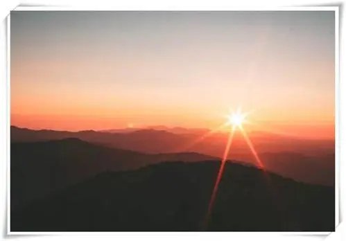 救5人遇难英雄告别式：儿子跪别父亲，现场还有哪些令人泪目的细节？