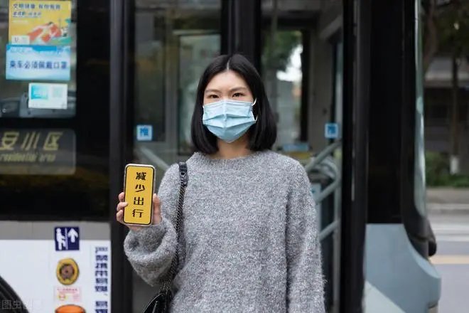 坐公交不戴N95将赋黄码?大连:没有接到这种通知!到底何人在造谣?