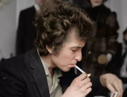 鲍勃迪伦经典歌词是什么？