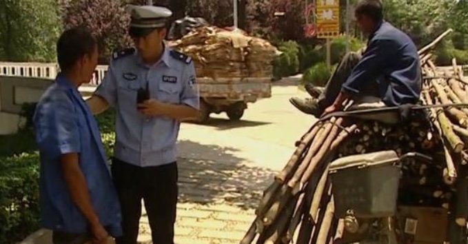 谭警官回应现实版的活着，这究竟是怎么一回事？