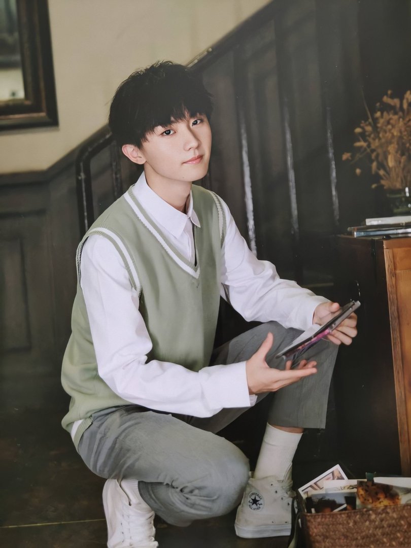 马嘉祺家里有钱吗？