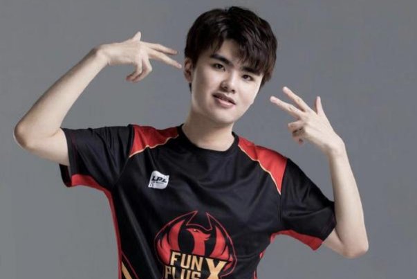 林伟翔在哪里开直播