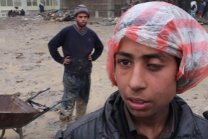 美国发起的资金冻结令阿富汗经济雪上加霜，如何评价美国这一举措？