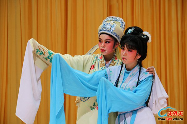 越夕花朝的小说信息