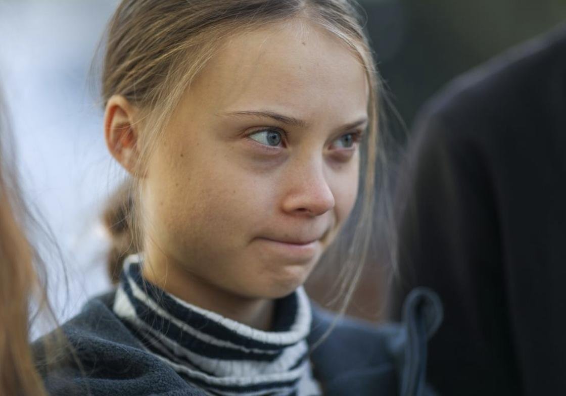 瑞典环保少女态度含糊回复日本事件，她这算是默认同意了吗？