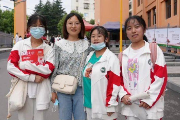 2023高考贵州预估分数线和考向