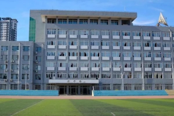 辽西育明高级中学