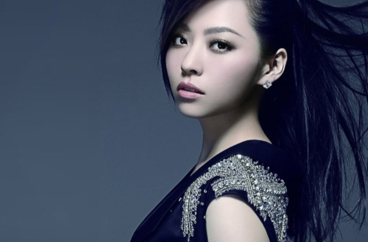 《我走以后，你现在的生活，会不会也偶尔想起我…》是什么歌的歌词…？