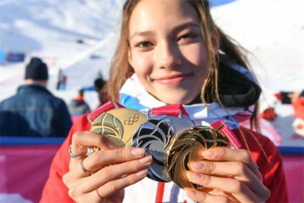 谷爱凌删私人飞机视频，该视频引发了哪些争议？