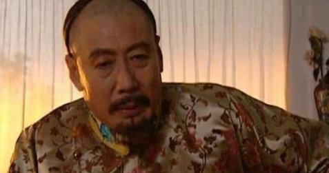 《雍正王朝》中康熙放过了郑春华，为什么雍正却要她死呢？