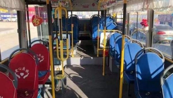 长春一公交司机辱骂残疾乘客，他的行为在法律中如何定性？