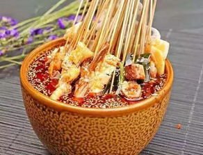 重庆35岁宝妈裸辞卖钵钵鸡月入百万，这位宝妈为何会选择裸辞创业？