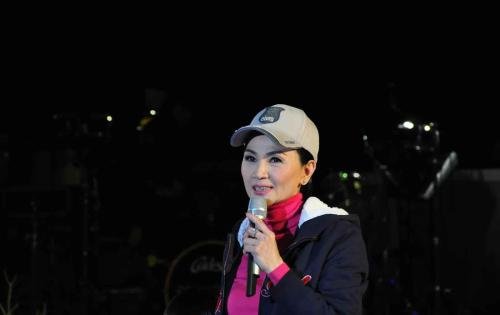 人们常说的帽子天后是谁?