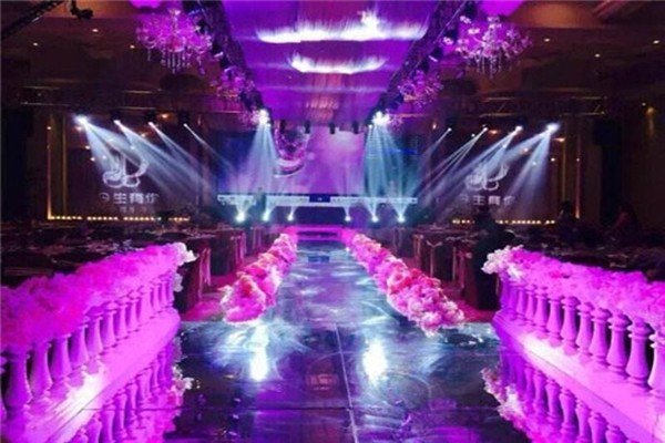 成都婚庆公司哪个好 成都婚庆公司多少钱一场