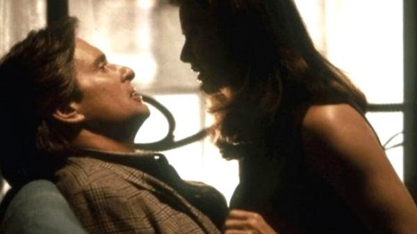 桃色机密的剧情简介