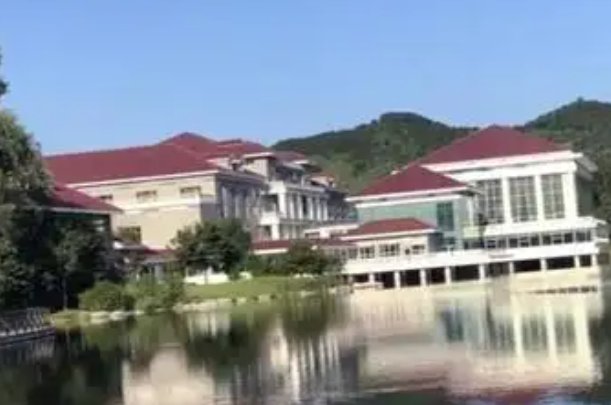 疫情后的这两年，北京远郊区县新房成交量暴涨了50%，为何不降反涨了？