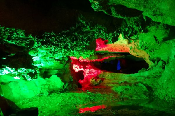 双龙洞名字的由来是什么?