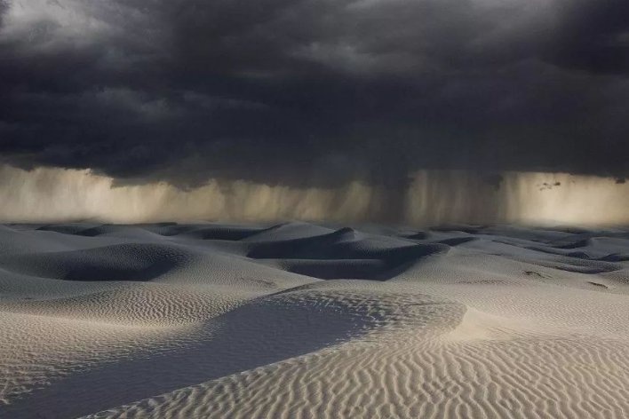北风像狮子一样狂吼仿写句子二年级