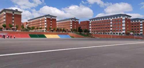 大连电子学校怎么样？