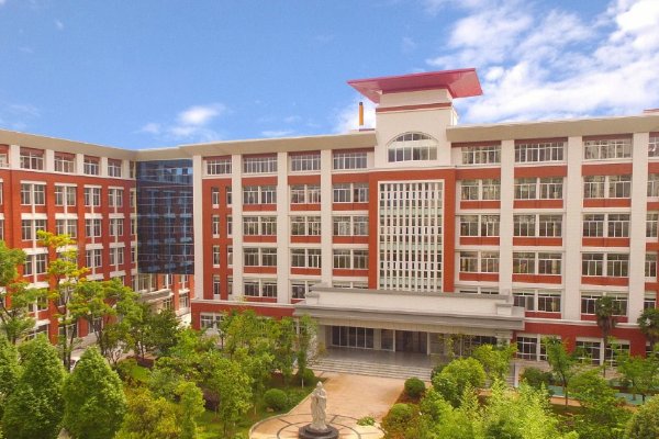 曲靖一中怎么样?