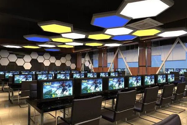 已满十八岁可以进入网吧吗