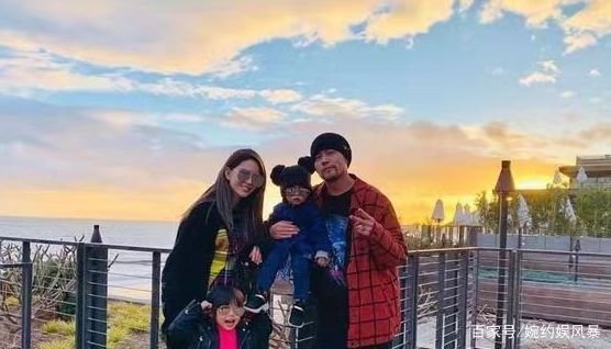 周杰伦一年的收入，普通人一辈子都赚不到，他到底有多会赚钱？