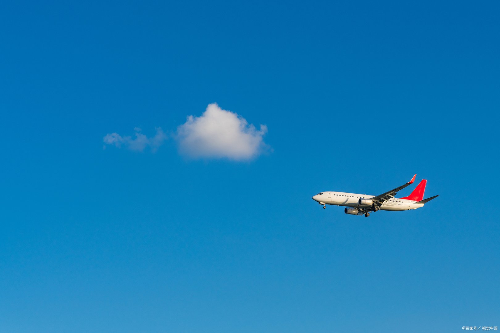 东航坠机事故残骸抛撒较广，坠机区变平地，救援工作存在哪些难点？