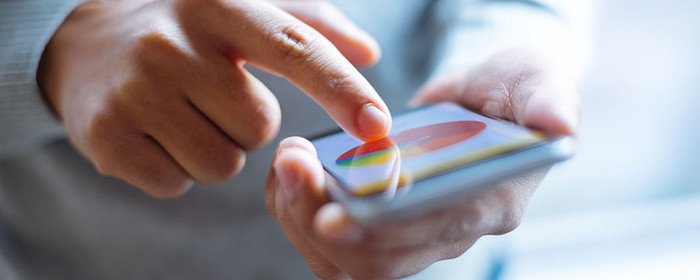 手机怎样连接到家里的wifi上网？