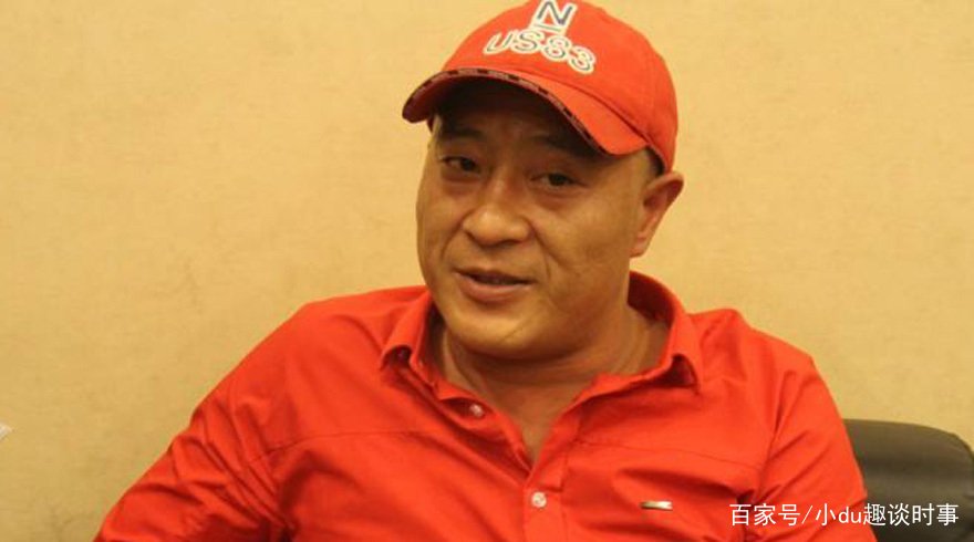 刘小光被赵本山赶出师门后，近况堪忧，胖的很猥琐，他们是如何闹翻的？