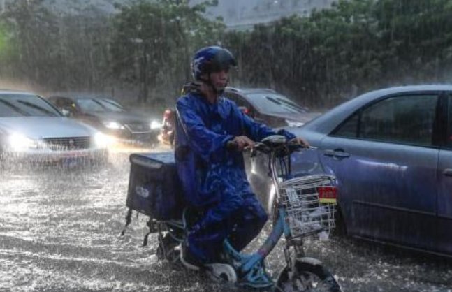 外卖小哥工资一般都是多少？