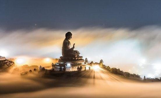 嗡阿札巴札那德的意思是什么？