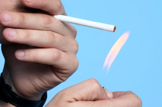 手机上怎么订烟?