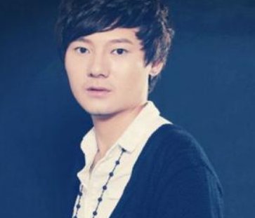 所以你才不珍惜你曾躺在我怀里我还以为是爱情是什么歌曲