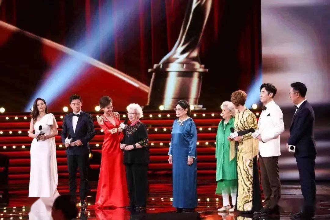 中演协宣布演出票房首对公众开放,这对演艺圈有何影响?