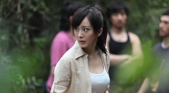 杨幂穿比基尼泳装的电影，叫什么名字