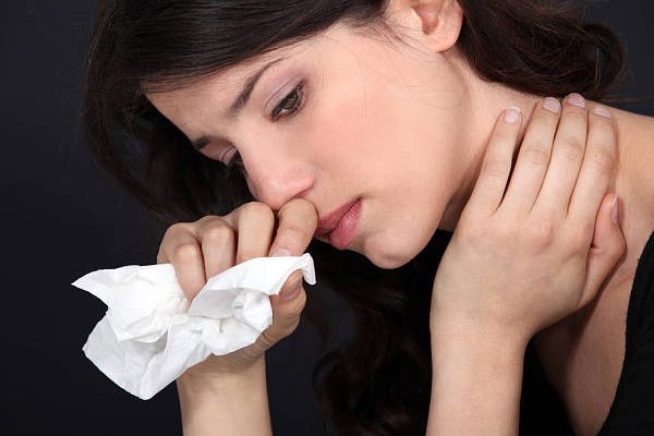 在深夜里偷偷哭泣是什么感受?