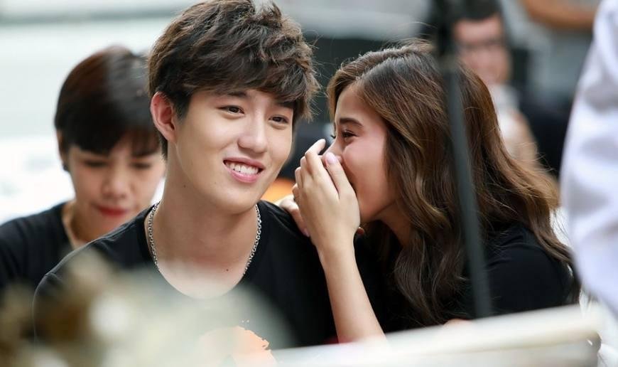 好朋友老婆跟我关系暧昧,我应该拒绝她吗?