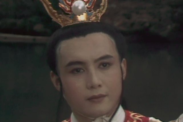 摩昂太子和小白龙什么关系？