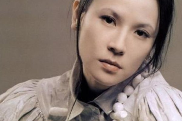 推开世界的门歌词