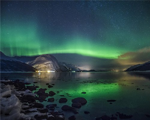 特隆姆瑟的文化广角