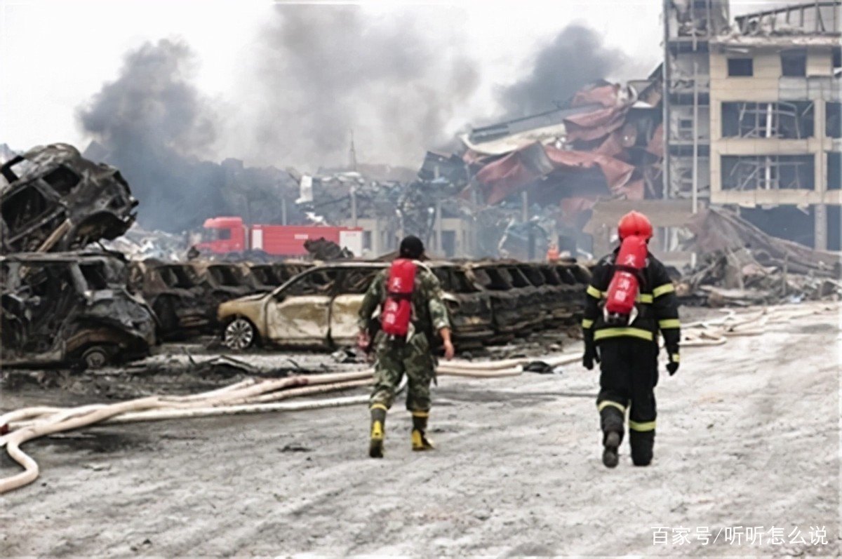 出警25人，牺牲25人，一支没人活着回来的消防队，怎么回事呢？