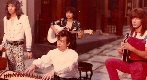 《我是歌手》第二季中的乐手都是些什么来头？有什么故事？