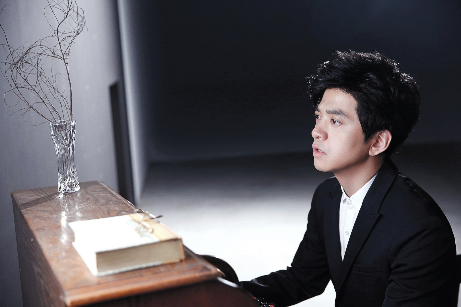 歌词,想你时你在天边.想你时你在眼前.歌名叫什么.谢谢