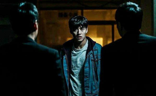 反转到怀疑人生！《记忆之夜》究竟讲了个什么故事？有多“烧脑”？