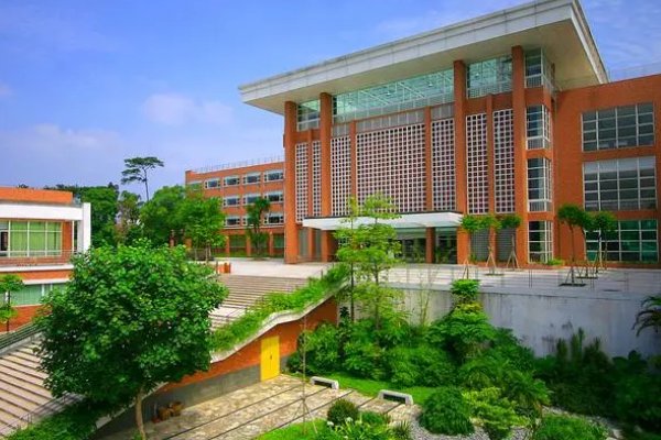 scau是哪个大学
