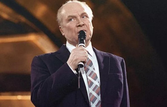 莫斯科郊外的晚上原唱