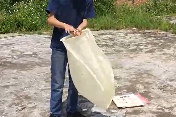 孔明灯怎么放啊？