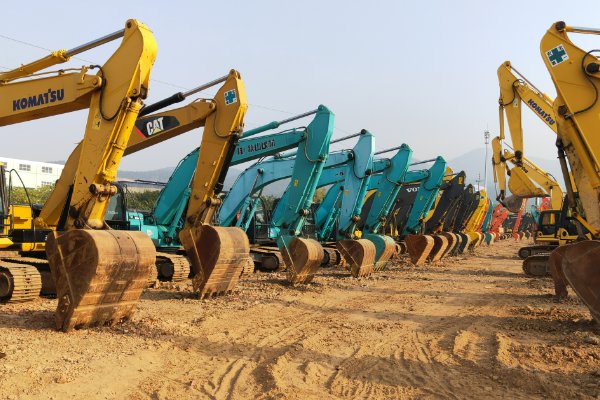 挖掘机和挖土机的区别